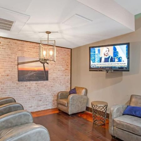 Апартаменты Charming 1Bd In Trendy West End Neighborhood Даллас Экстерьер фото